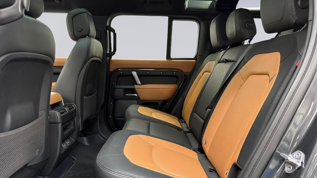 Land Rover Defender D300 X-dynamic Hse PG23LNY Grey #4