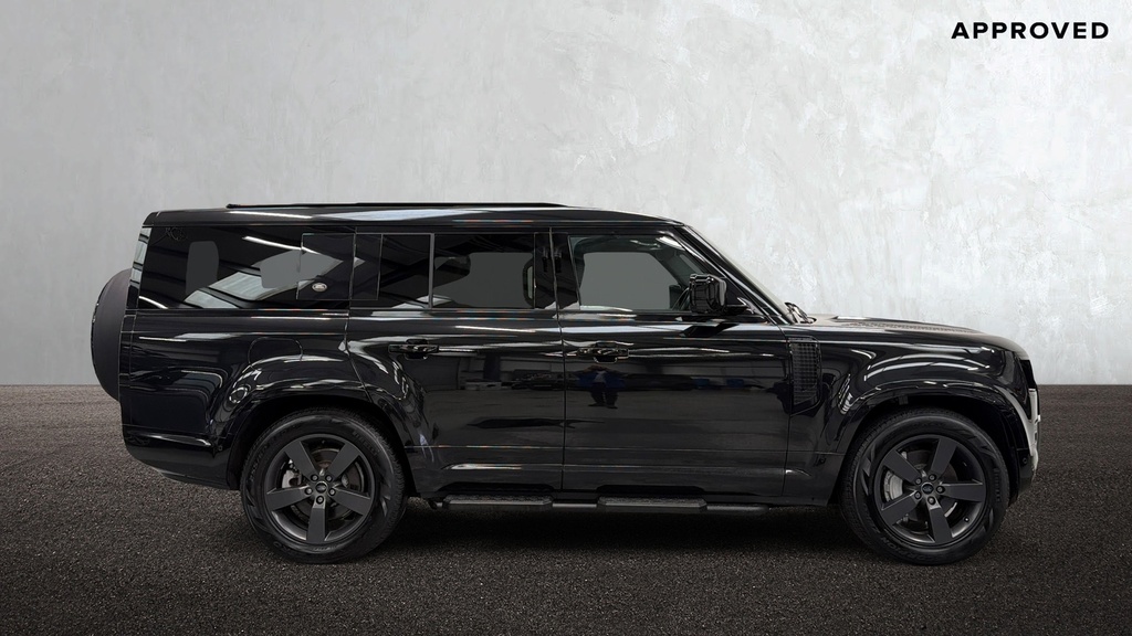 Land Rover Defender D300 X-dynamic Hse SP23TKJ Black #5