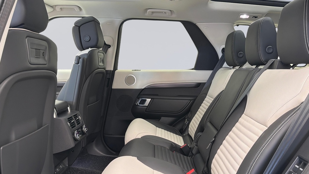 Land Rover Discovery D350 Metropolitan Edition PE75XPJ Blue #4