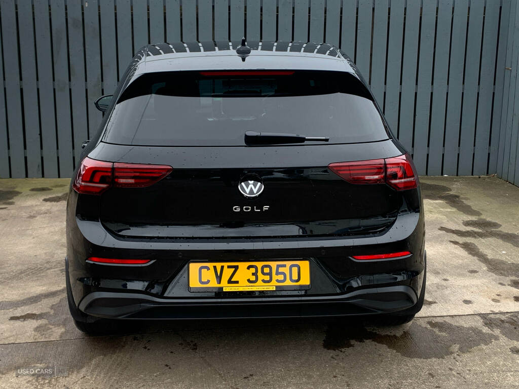 Volkswagen Golf 2.0 Tdi Match Black #4