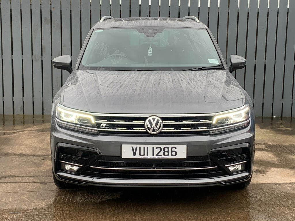 Volkswagen Tiguan 2.0 Tdi 150 R-line Tech XRZ6521 Grey #2