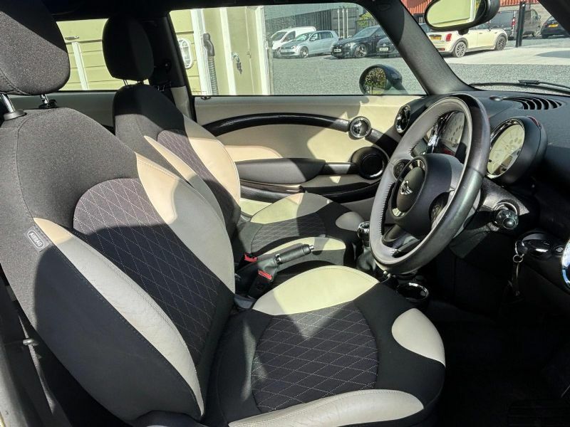 Mini Hatch S 1.6 Full Documented History MFZ1703 White #2