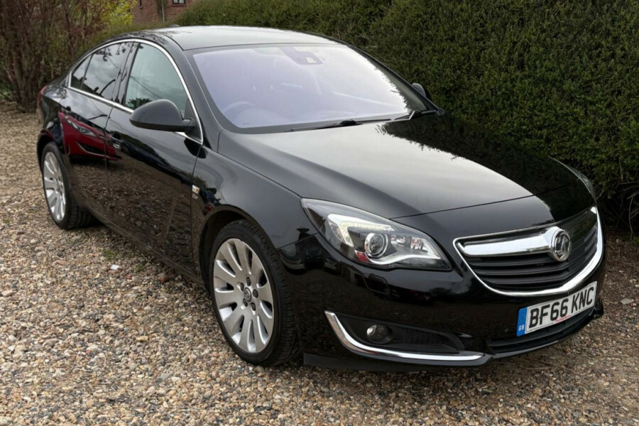 Vauxhall Insignia Saloon Black