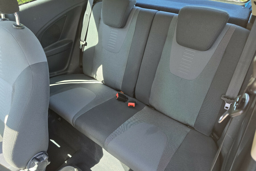 Ford KA Hatchback AY64MUO Blue #3