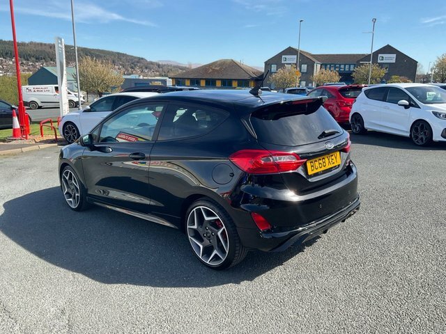 Ford Fiesta 1.5T Ecoboost St-3 Hatchback Eur BC68XEY Black #4