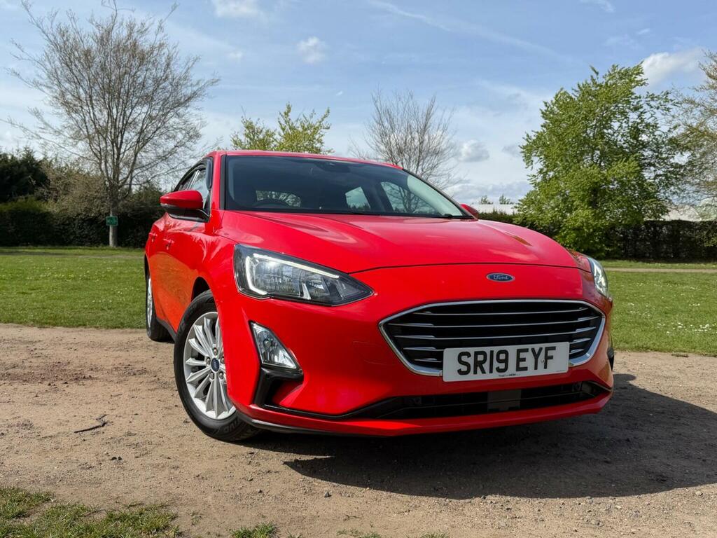 Ford Focus Hatchback 1.0T Ecoboost Titanium Euro 6 Ss SR19EYF Red #6