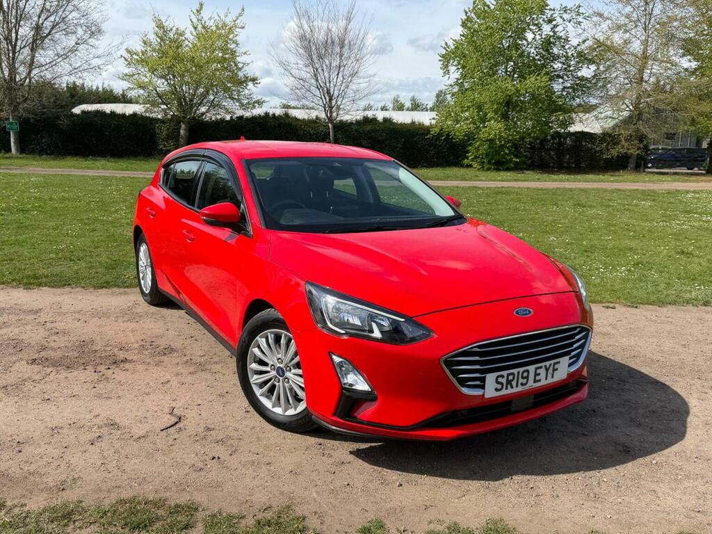 Ford Focus Hatchback 1.0T Ecoboost Titanium Euro 6 Ss SR19EYF Red #5