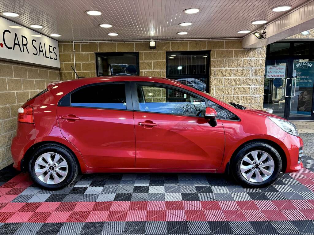 Kia RIO 1.1 Crdi Se Red #2