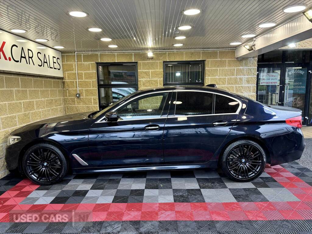 BMW 5 Series 520D Xdrive M Sport YD17GHF Black #6