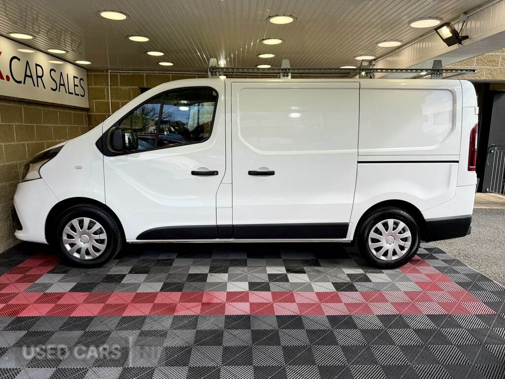 Renault Trafic Sl27 Dci 120 Business Van NGZ8690 White #6