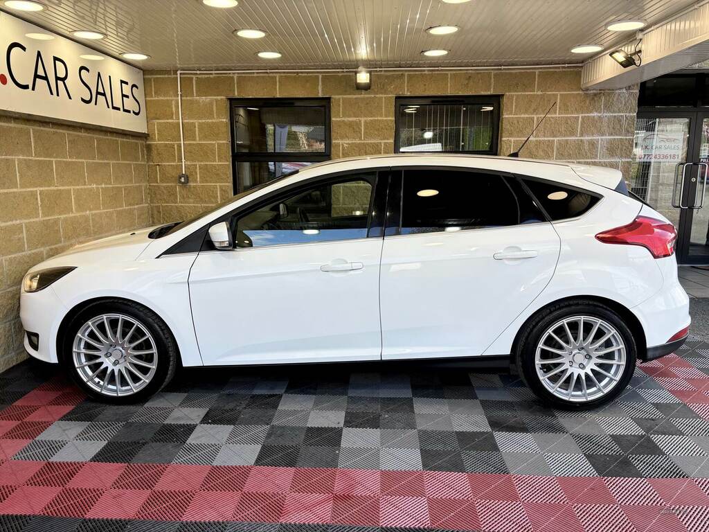 Ford Focus 1.5 Tdci 120 Zetec SD65ETO White #6