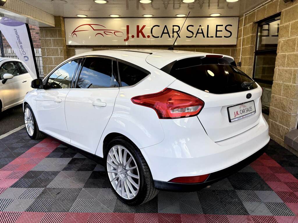 Ford Focus 1.5 Tdci 120 Zetec SD65ETO White #5