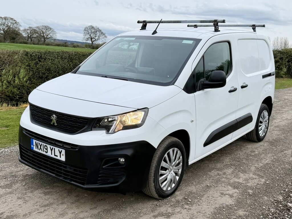 Peugeot Partner 1.6 Bluehdi 1000 Professional 2019 NX19YLY White #2