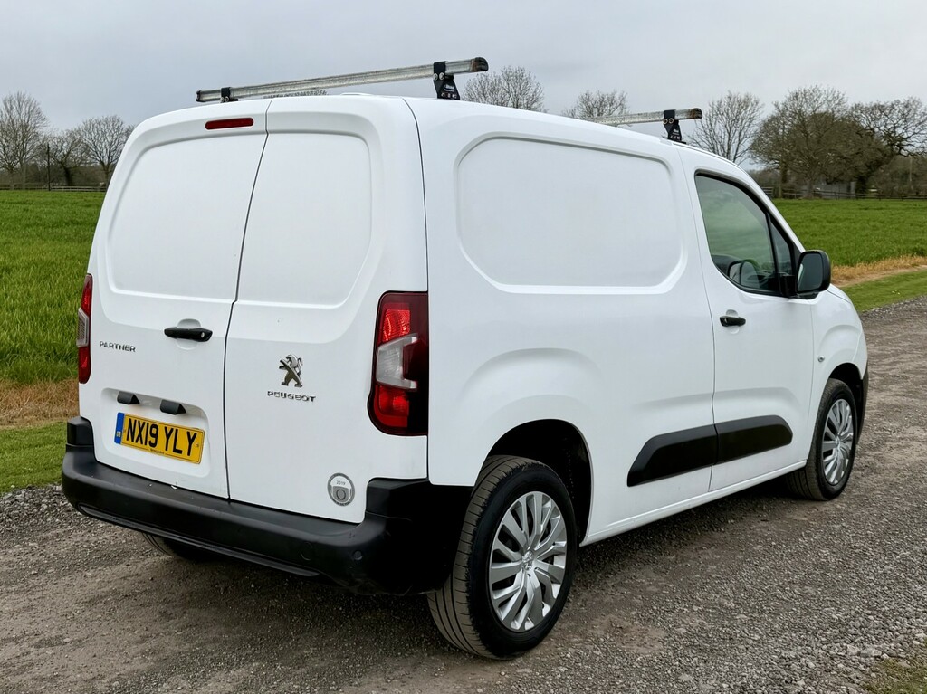 Peugeot Partner 1.6 Bluehdi 1000 Professional 2019 NX19YLY White #4