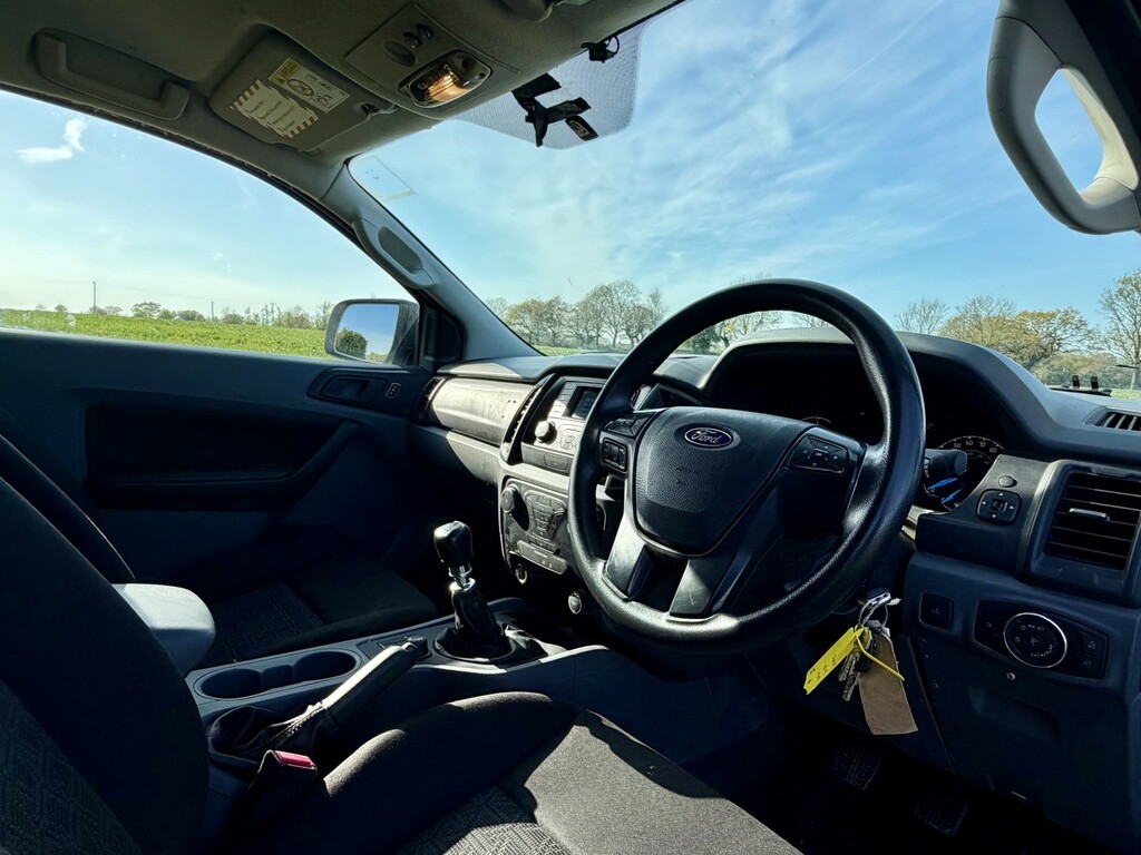 Ford Ranger 2.2 Tdci XL Utility Spec Super Cab 2017 WV67NPC White #3