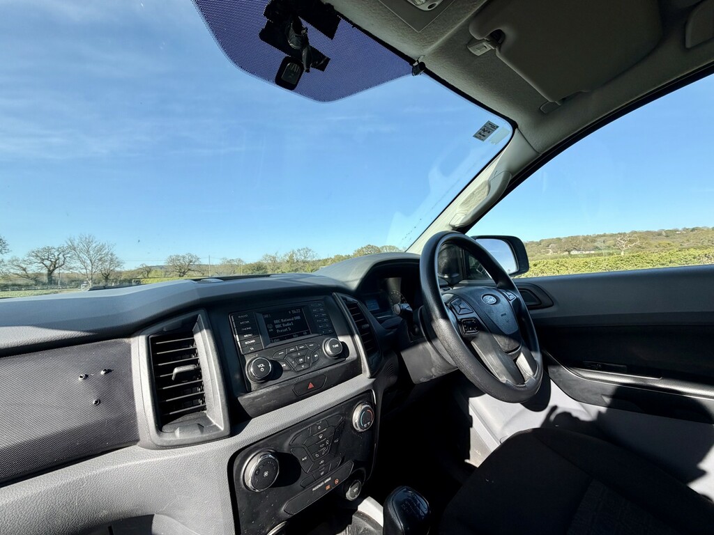 Ford Ranger 2.2 Tdci XL Utility Spec Super Cab 2017 WV67NPC White #6