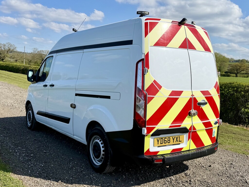 Ford Transit Custom 2.0 320 L2 High Roof Workshop 2018 YD68YXL White #4