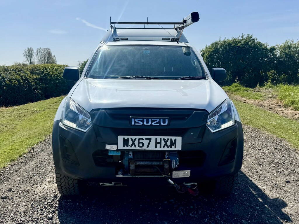 Isuzu D-Max 1.9 Td Utility Spec 2017 White #2