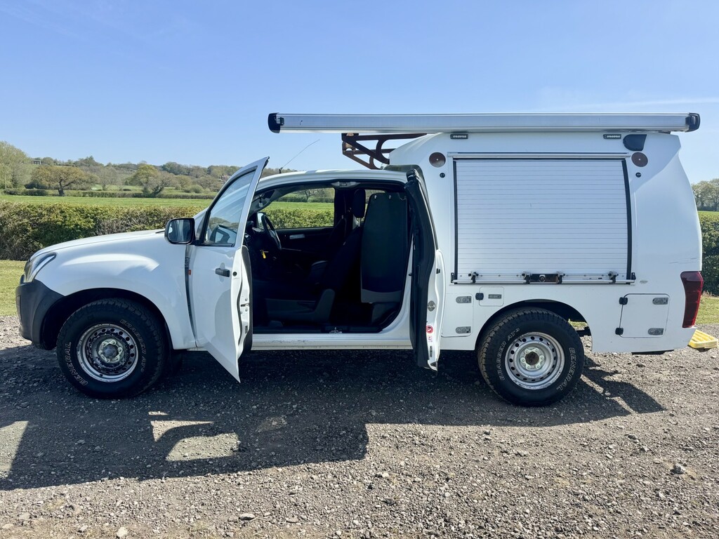 Isuzu D-Max 1.9 Td Utility Spec 2017 White #4