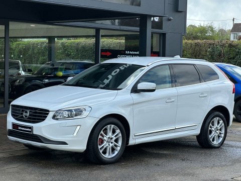 Volvo XC60 2.4 Xc60 Se KN15DWF White #3