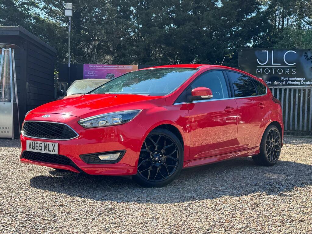 Ford Focus Hatchback 1.5 Tdci Zetec S Euro 6 Ss 2015 AU65MLX Red #5