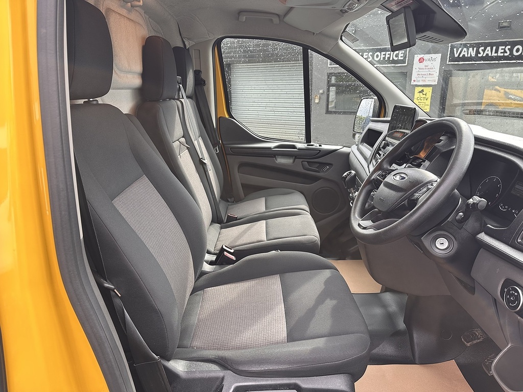 Ford Transit Custom 340 Ecoblue Leader L1h1 Euro 6 Ac 130Ps 2022 U253 LA22NCN Yellow #2