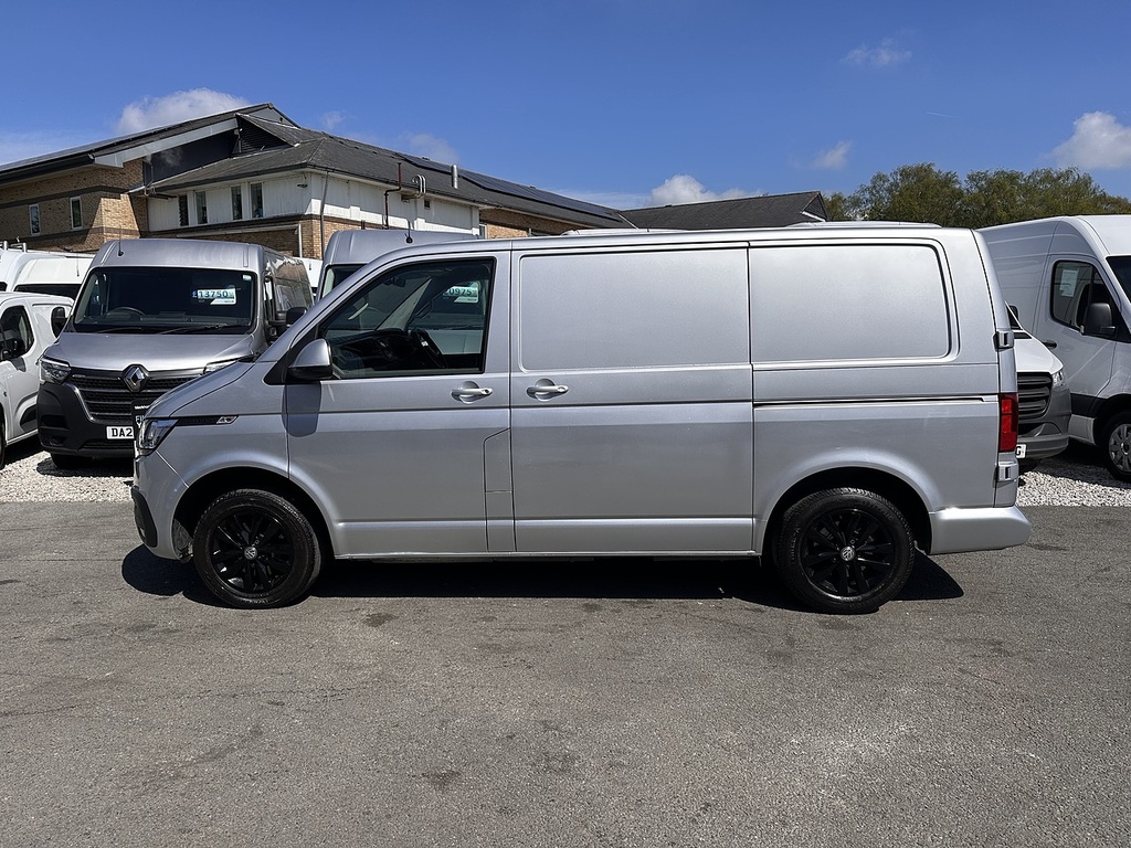 Volkswagen Transporter Tdi T28 Highline L1h1 Euro 6 2023 U2582 Ulez SW72DPF Silver #5