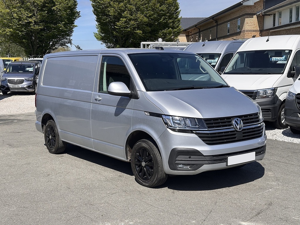 Volkswagen Transporter Tdi T28 Highline L1h1 Euro 6 2023 U2582 Ulez SW72DPF Silver #3