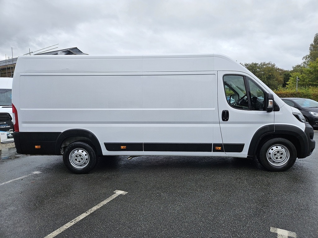 Peugeot Boxer Bluehdi 435 Professional Premium L4h2 Euro 6 140 BT23YXC White #4