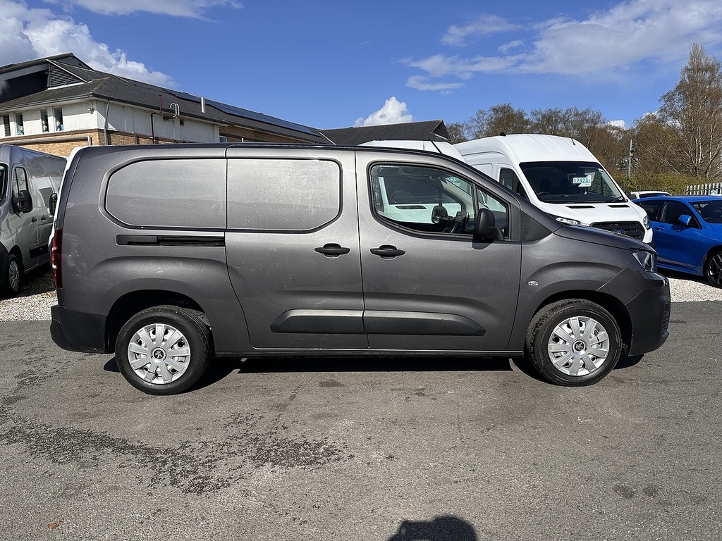 Peugeot Partner Bluehdi 950 Professional Premium L2 Euro 6 2023 LT23YXP Grey #4