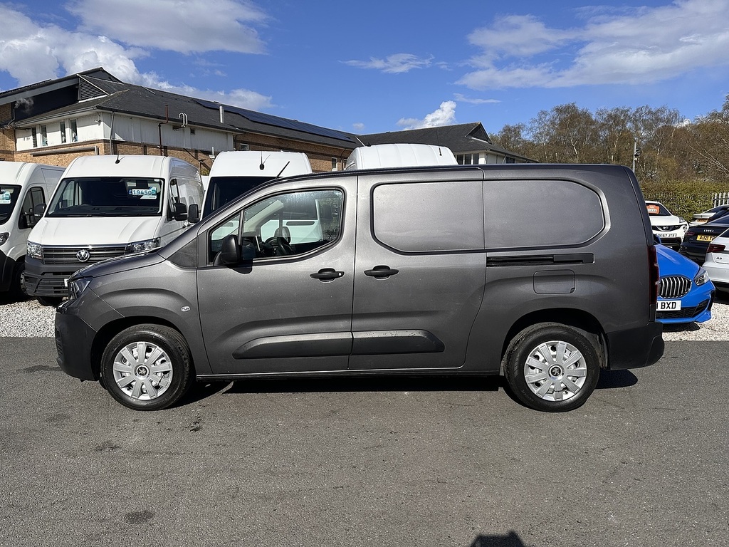 Peugeot Partner Bluehdi 950 Professional Premium L2 Euro 6 2023 LT23YXP Grey #5