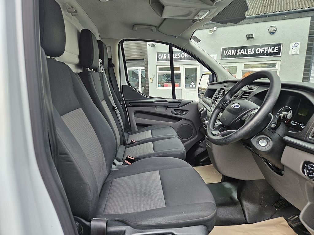 Ford Transit Custom 300 Ecoblue L2h1 Euro 6 2019 U2675 Ulez CT19XKA White #2