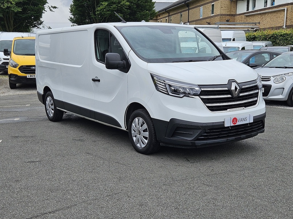 Renault Trafic Dci Blue Ll30 Business L2h1 Euro 6 130Ps Ac 2023 HN23LVS White #3