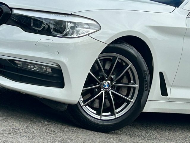 BMW 5 Series 2017 3.0 530D Se Touring Euro 6 S LJ67VTK White #4
