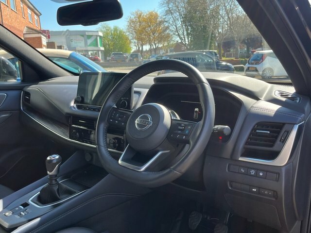 Nissan Qashqai 2022 1.3 Dig-t Mhev Tekna Suv Hybrid Ma YS22MZJ Black #4