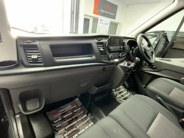 Ford Transit Custom 2.0 350 Ecoblue Leader YT22XRU Black #4