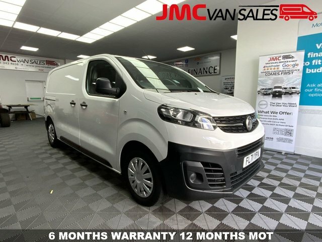 Vauxhall Vivaro 1.5 Turbo D 2700 White