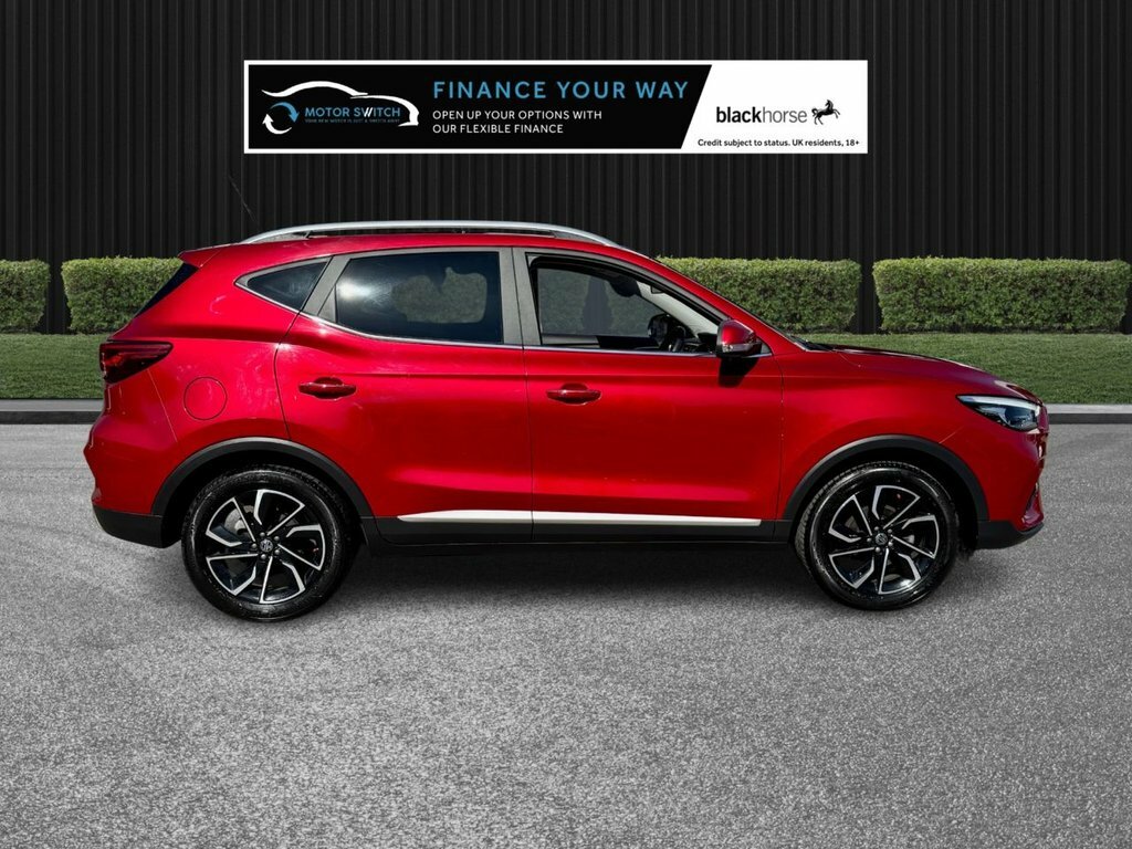 MG ZS 1L Exclusive LA23OTJ Red #3