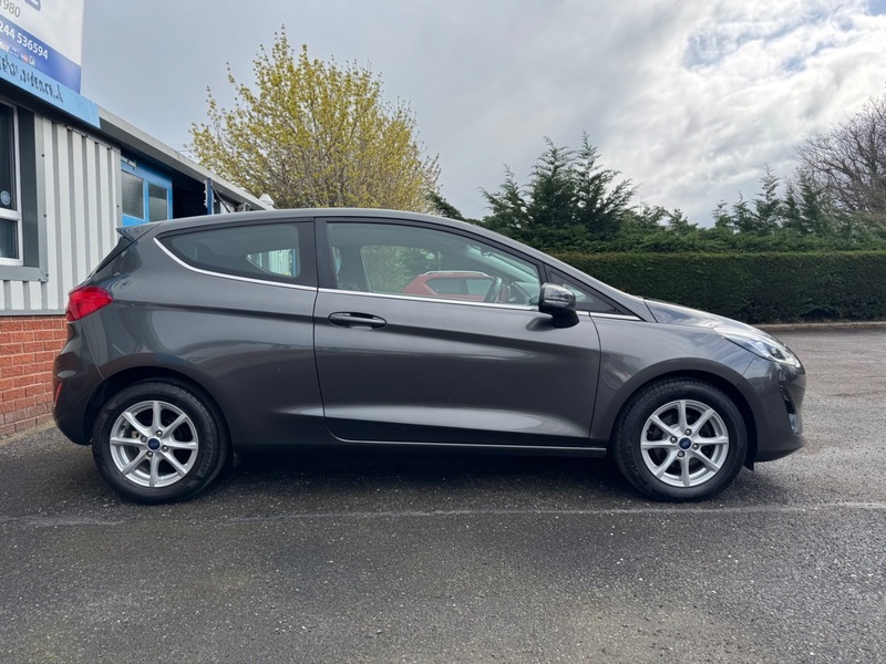 Ford Fiesta Zetec Grey #2
