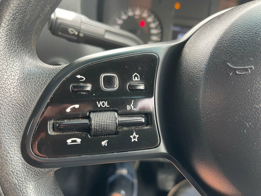 Mercedes-Benz Sprinter 2.1L Null OW19ZPF White #6