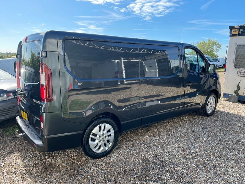 Renault Trafic 2L Sport MT21XPN Grey #2