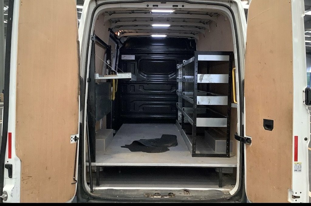 Volkswagen Crafter 2L Trendline YJ19LHX White #2