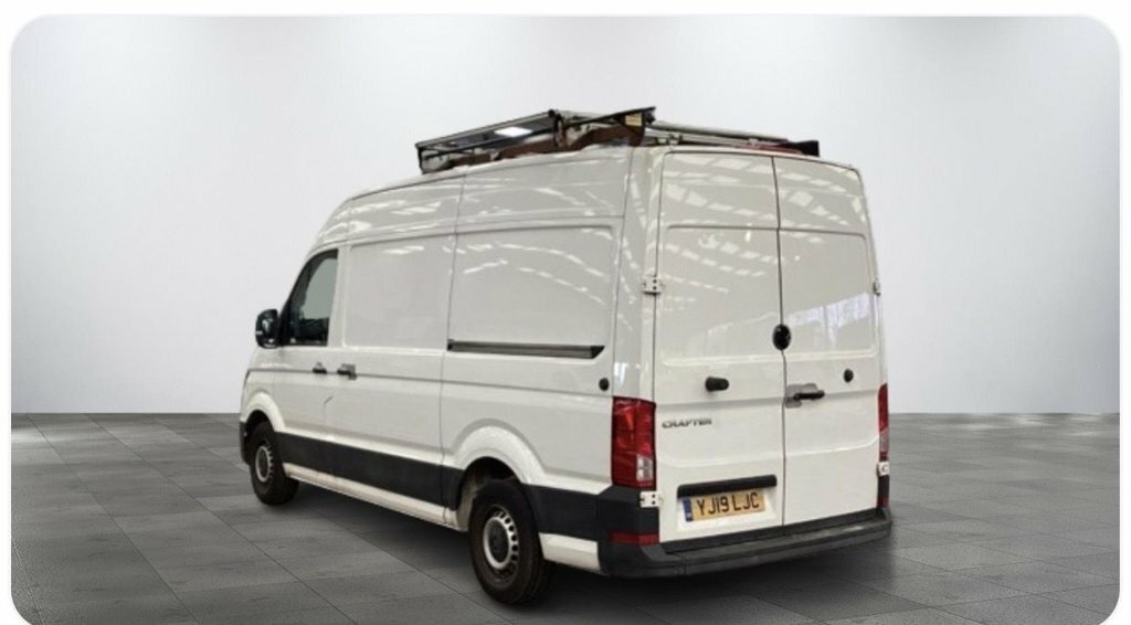 Volkswagen Crafter 2L Trendline YJ19LJC White #4