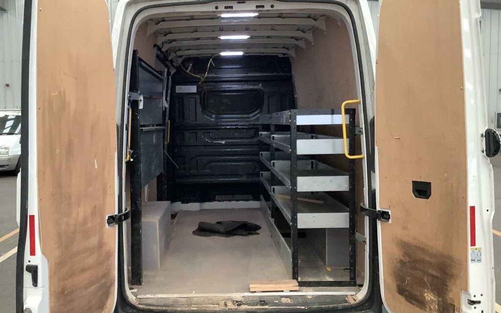Volkswagen Crafter 2L Trendline YJ19LGL White #2