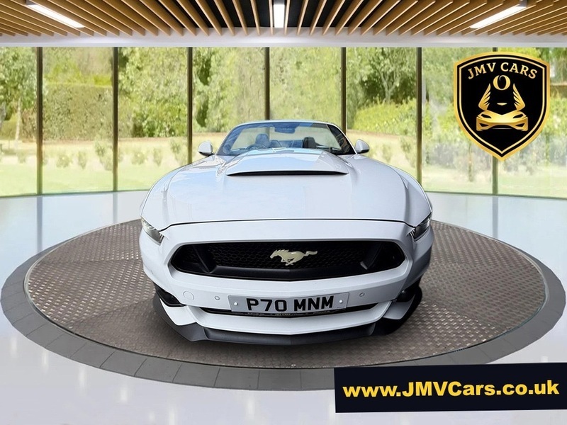 Ford Mustang Gt White #3