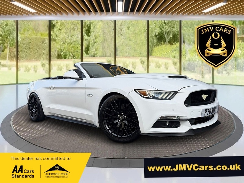 Ford Mustang Gt White