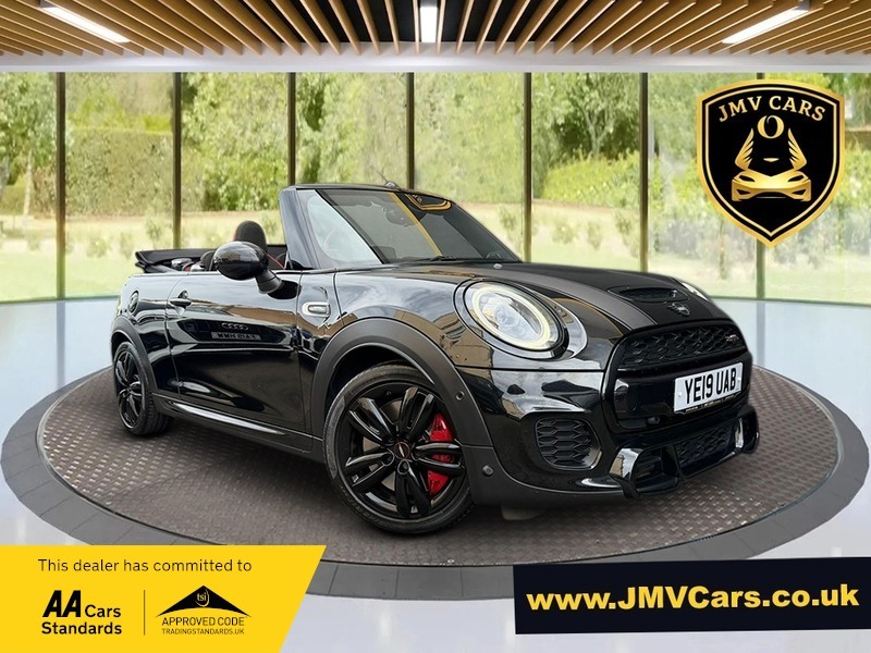 Mini Convertible John Cooper Works Black