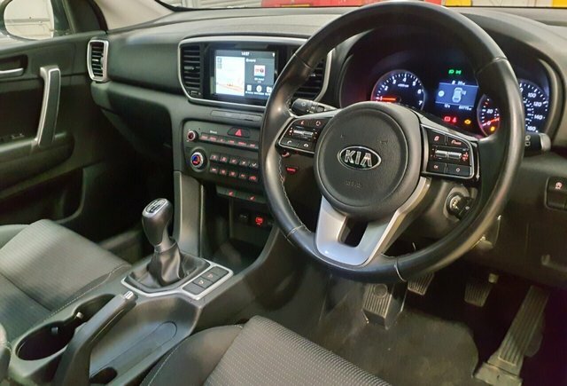Kia Sportage 2018 1.6 Gdi 2 Suv Euro 6 Ss BD68NNT Black #4