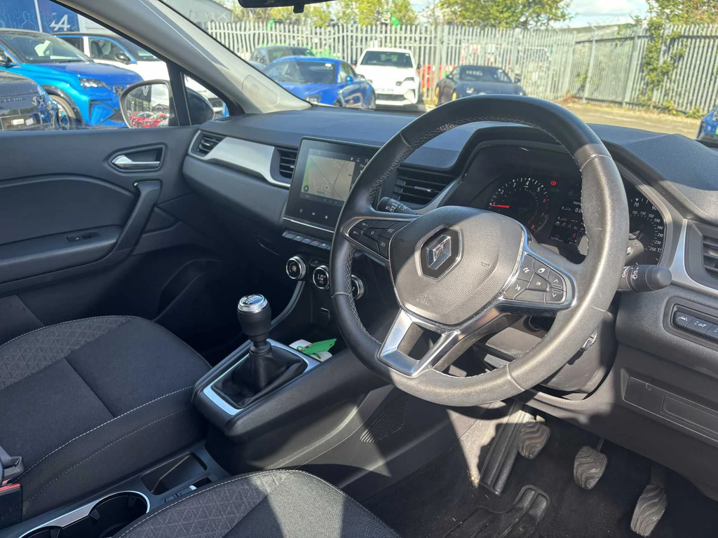 Renault Captur 1.0 Tce 90 Evolution AE24VCL Red #4