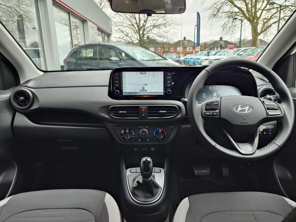 Hyundai I10 1.2 79 Advance Nav AF75EXZ White #4
